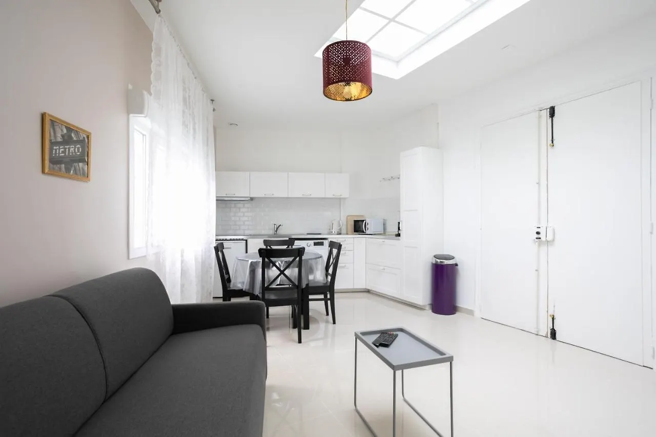 Elysee Ternes Apartment *